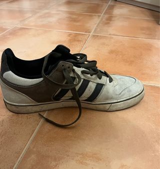 Scarpe uomo Adidas beige/marrone