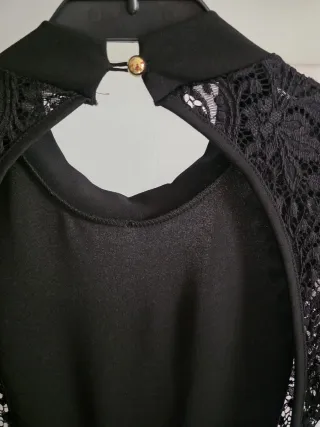 Vestido negro encaje manga larga