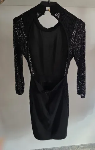 Vestido negro encaje manga larga