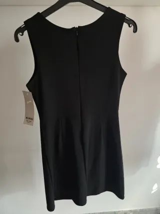 Vestido negro encaje manga larga