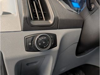 130CV- ISOTERMO CON  FRIO Y RAMPA ELEVADORA