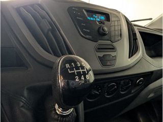 130CV- ISOTERMO CON  FRIO Y RAMPA ELEVADORA