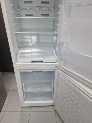 Nevera 1.85m x 60cm con garantía