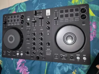 Controladora DJ Pioneer DDJ-FLX4 y accesorios