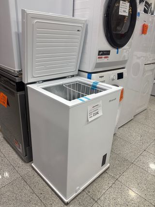 Congelador horizontal Brandt BFK099EBW