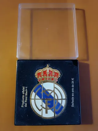 Puzle Escudo Real Madrid Bañado en Oro