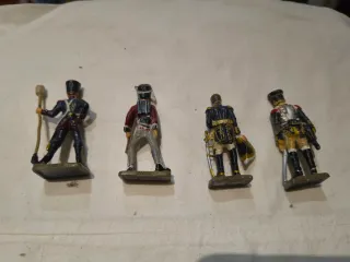 Soldatini di piombo Starlux