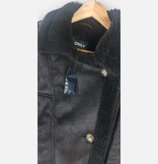 Chaqueta ONLY Piel Sintética Negra Corta Mujer
