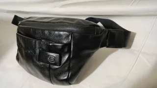 Marsupio Piquadro nero in pelle