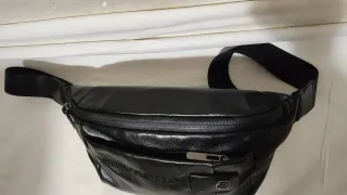 Marsupio Piquadro nero in pelle