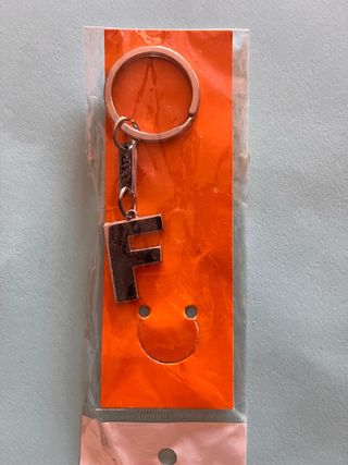 Llavero letra F
