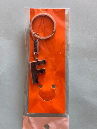Llavero letra F