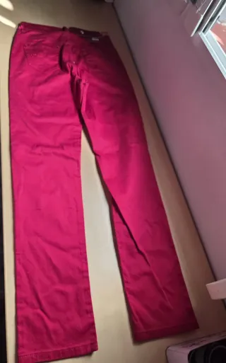 Pantalón Miss Naughty Rojo Talla M