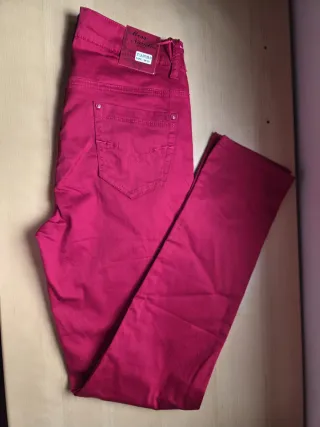 Pantalón Miss Naughty Rojo Talla M