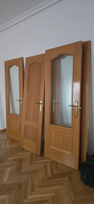 Puertas de madera con vidrio