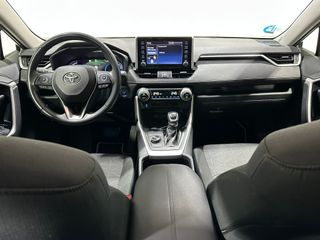 Toyota RAV4 220h Advance 4x4
