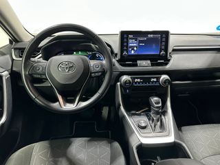 Toyota RAV4 220h Advance 4x4
