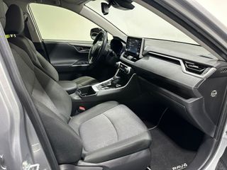 Toyota RAV4 220h Advance 4x4