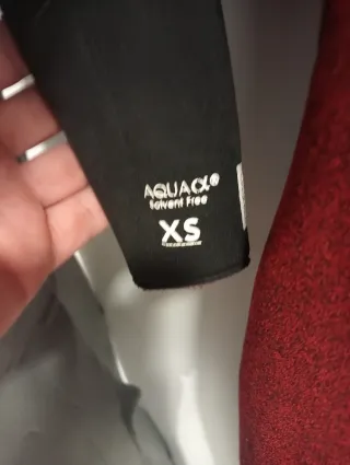 Neopreno completo color burdeos