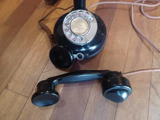Teléfono Francés B.C.I. 1924 con cables riginales