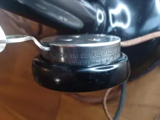 Teléfono Francés B.C.I. 1924 con cables riginales