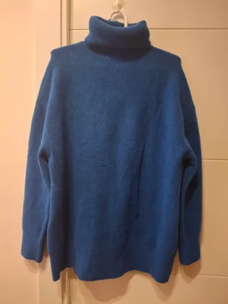 Jersey cuello alto Zara azul