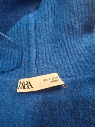 Jersey cuello alto Zara azul