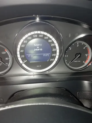 Mercedes-Benz Clase C 2010