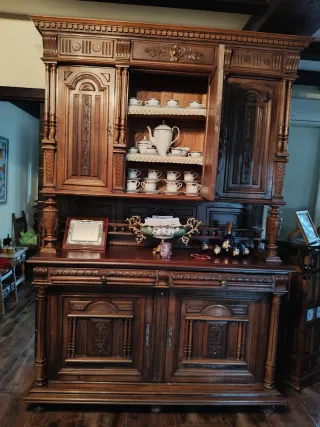 Mueble de salón rústico de madera