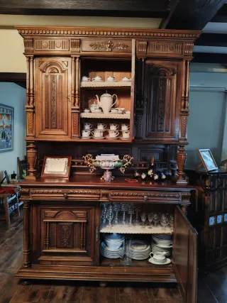 Mueble de salón rústico de madera