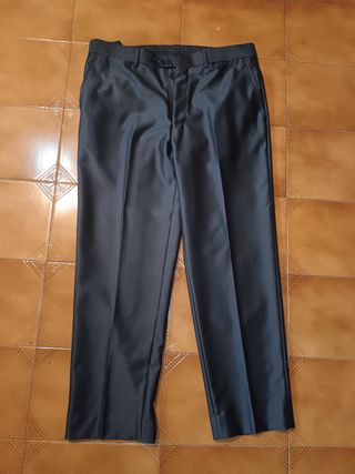 Traje de hombre negro talla 52