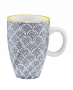 Seis tazas de porcelana gris a estrenar