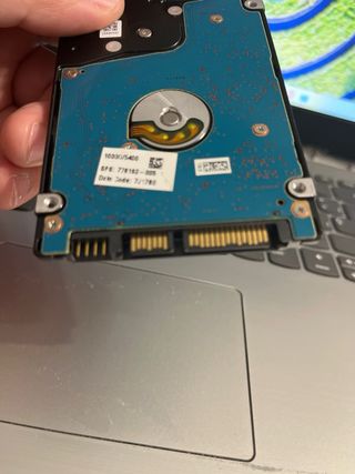 Disco Duro Toshiba 1TB 2.5 MQ04ABF100