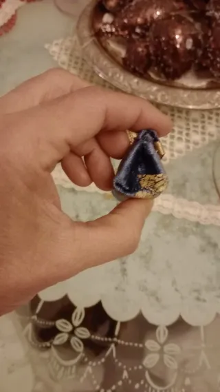 Portachiavi borsa blu e oro