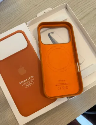 Cover iPhone 17 Pro Pelle MagSafe
