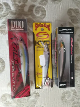 Lote 3 señuelos Yerkbait DUO, Strike King, BKK