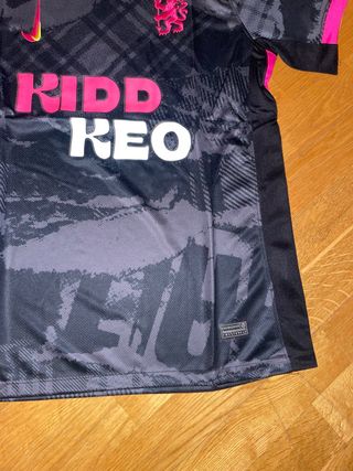 Camiseta Kidd Keo x Chelsea