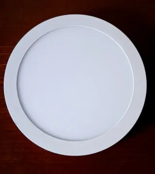 Foco LED Downlight circular No empotrable - 22 cm