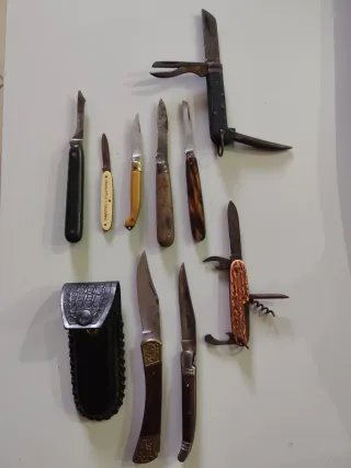 Lotto coltellini vintage da collezione