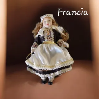 Collezione FABBRI EDITORE  Bambole Dal Mondo