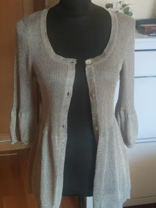 Cardigan fiesta hilo dorado . NUEVO