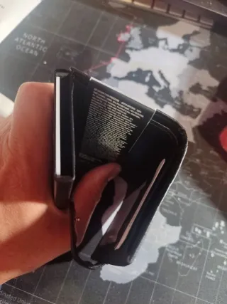 Cartera inteligente de cuero para hombre