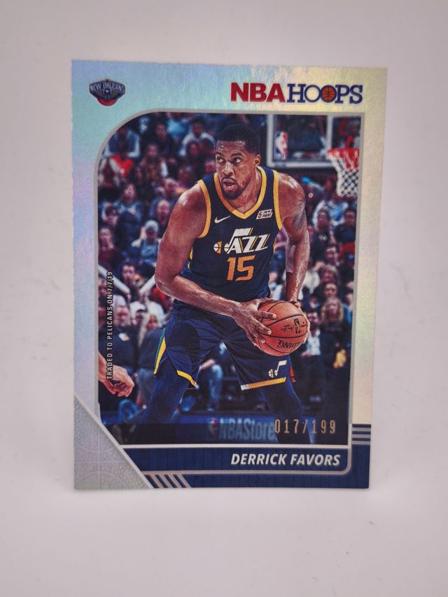 Derrick Favors /199 FOIL Hoops NBA Utah Jazz