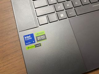 ASUS ROG Zephyrus G16 GU605MV - Ultra 9 32GB