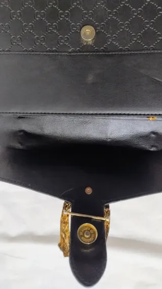 Borsa Gucci nera tracolla oro di tendenza