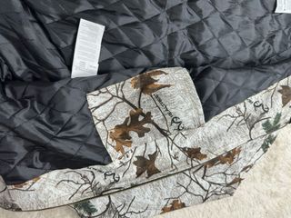 Chaqueta Carhartt con capucha y cremallera