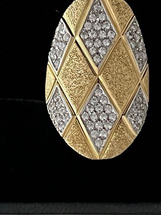 Anillo de Oro 18k con Diamantes