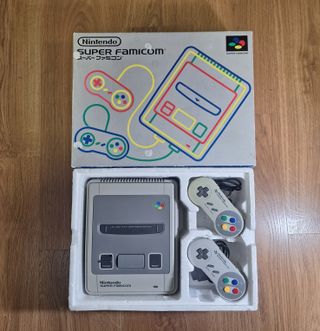 Nintendo Super Famicom Caja y Corchos