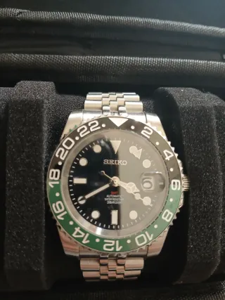 Reloj Seiko GMT Automático Negro Verde
