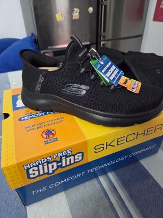 Botines Skechers Slip-ins Negros Sin Estrenar